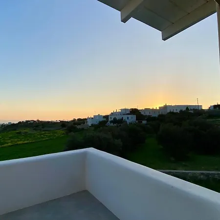 Lizzy's Escape 1st Floor * Aliki (Paros)