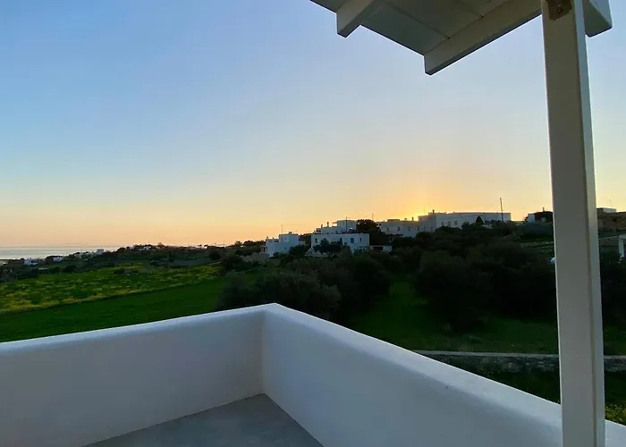 Lizzy's Escape 1st Floor * Alikí