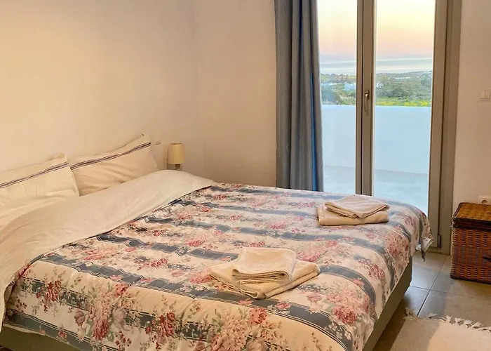 Lizzy's Escape 1st Floor